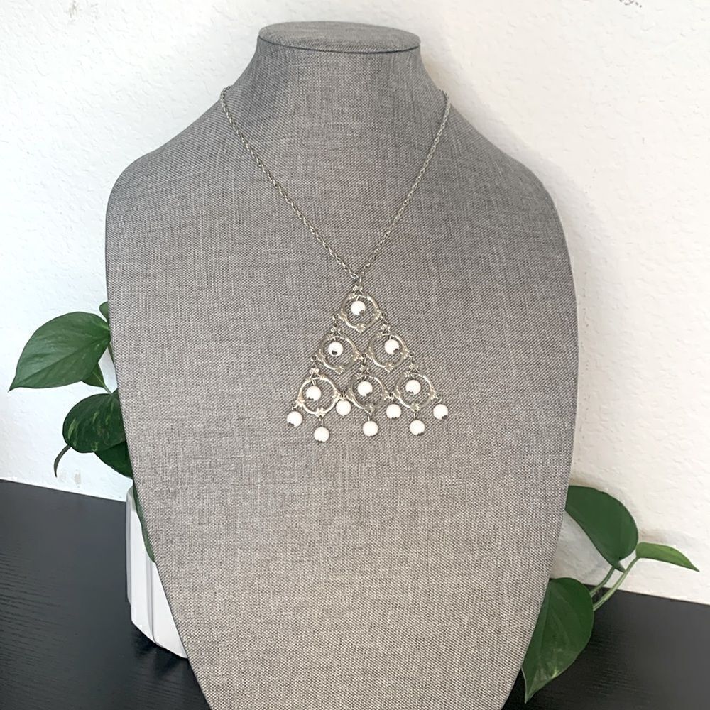 Unique Silver Tone Triangle Statement Necklace - Picture 4 of 4